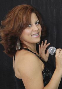 A Cantora Viviane Miranda