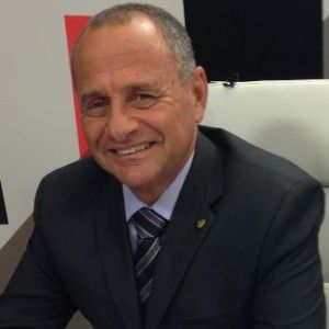O deputado Carlos Manato cumprirá o seu terceiro mandato