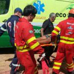 O carro acabou caiu na ribanceira perto do acesso ao bairro Pitanga. Foto: Eci Scardini