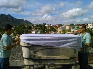 A distribuição está sendo feita pelos agentes de endemias do município. Foto: Divulgação PMS