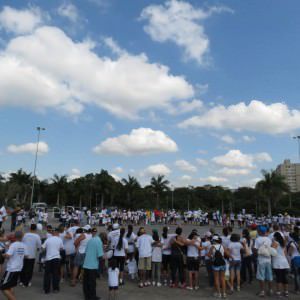 A primeira caminhada contou com cerca de 400 participantes. Foto: Divulgação
