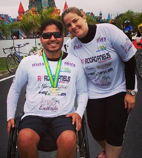 Felipe e sua esposa Letícia, na mesma etapa em Santa Catarina, que aconteceu em 2014. Foto: Divulgação