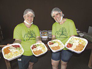 fernanda e deusa parceria com as marmitas saudáveis da Life Health. Foto: Fábio Barcelos