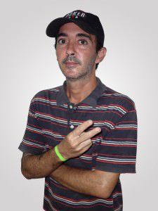 Jean Nay possui mais de 300 contos e poesias. Foto: Joatan Alves