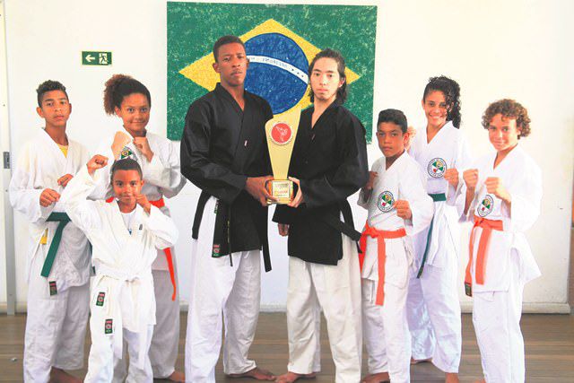 Os atletas do Projures foram campeões da 4ª Copa Jacy Pacheco, no Rio de Janeiro. Foto: Edson Reis