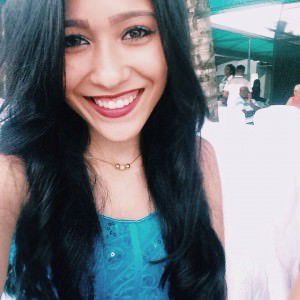 Mariana, de Colina de Laranjeiras, vai passar três meses fazendo o ensino médio na Argentina e depois volta para terminar o ano letivo. Foto: Divulgação/Facebook.