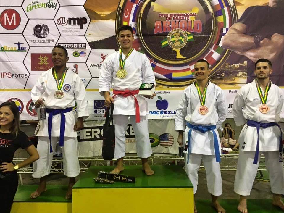 Bruno faturou três ouros na competição. Foto: Reprodução Facebook Bruno Conde