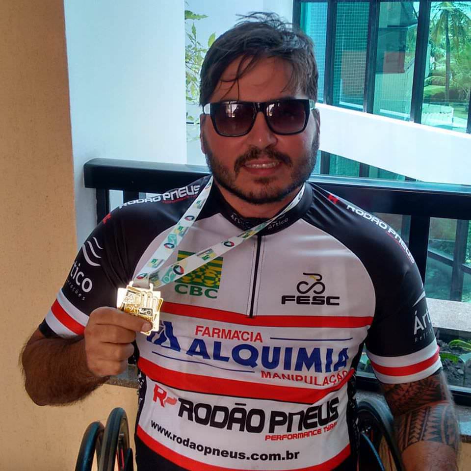 Felipe além do ciclismo, e da natação, também disputa em alto nível o rugby. Foto: Divulgação