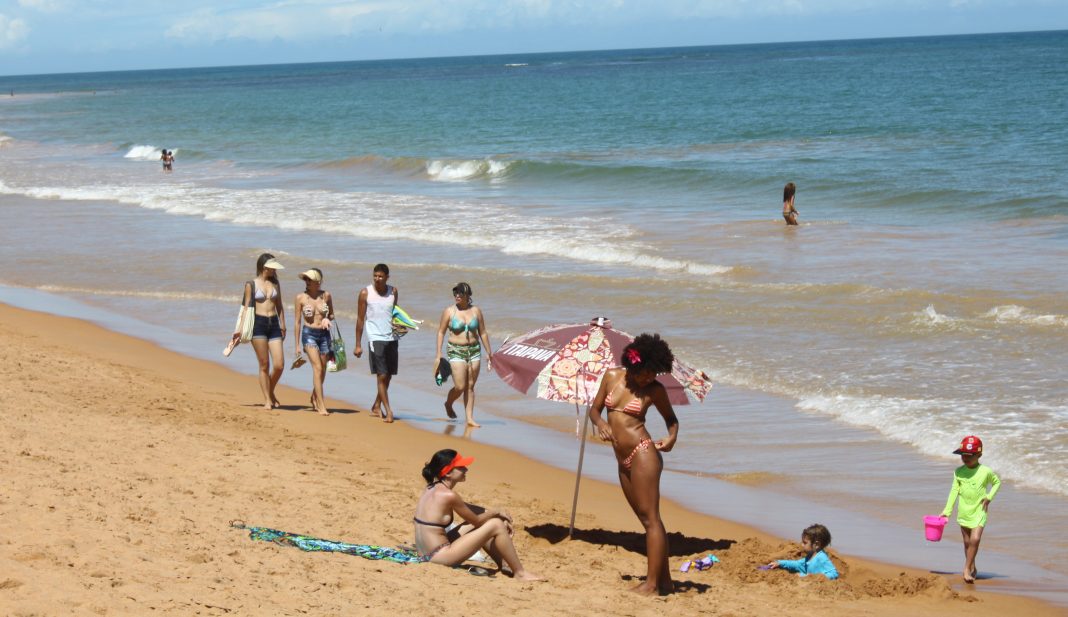 praia-serra-es