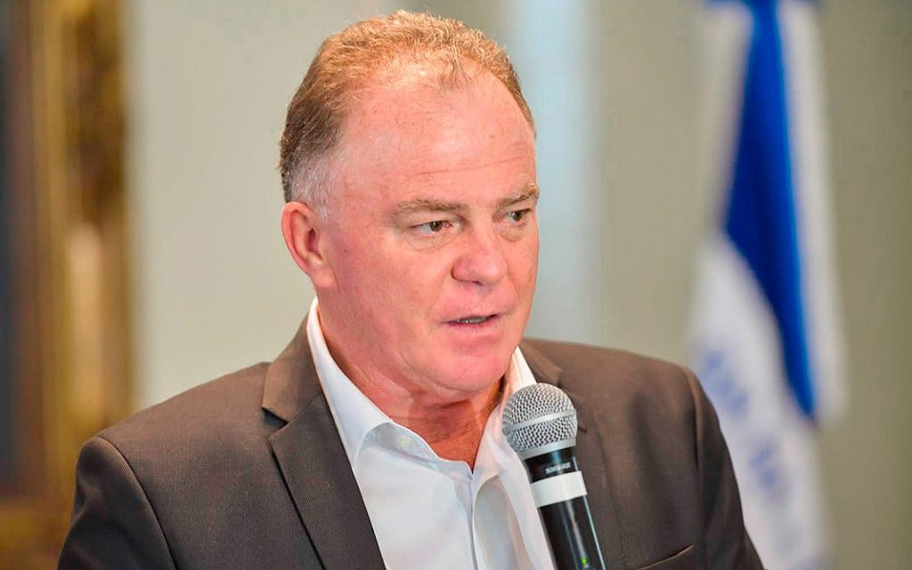 Gov-Renato-Casagrande