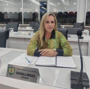 RAphaela Moraes