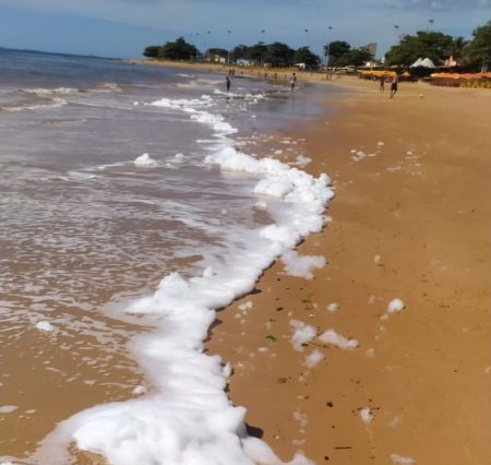 esgoto manguinhos
