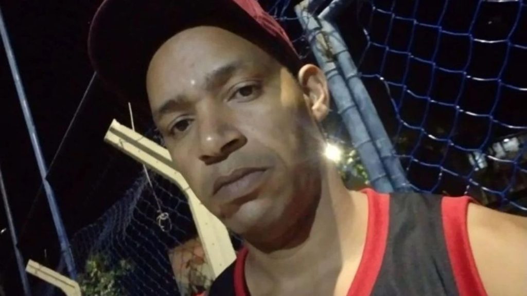 Serra Homem Casa
