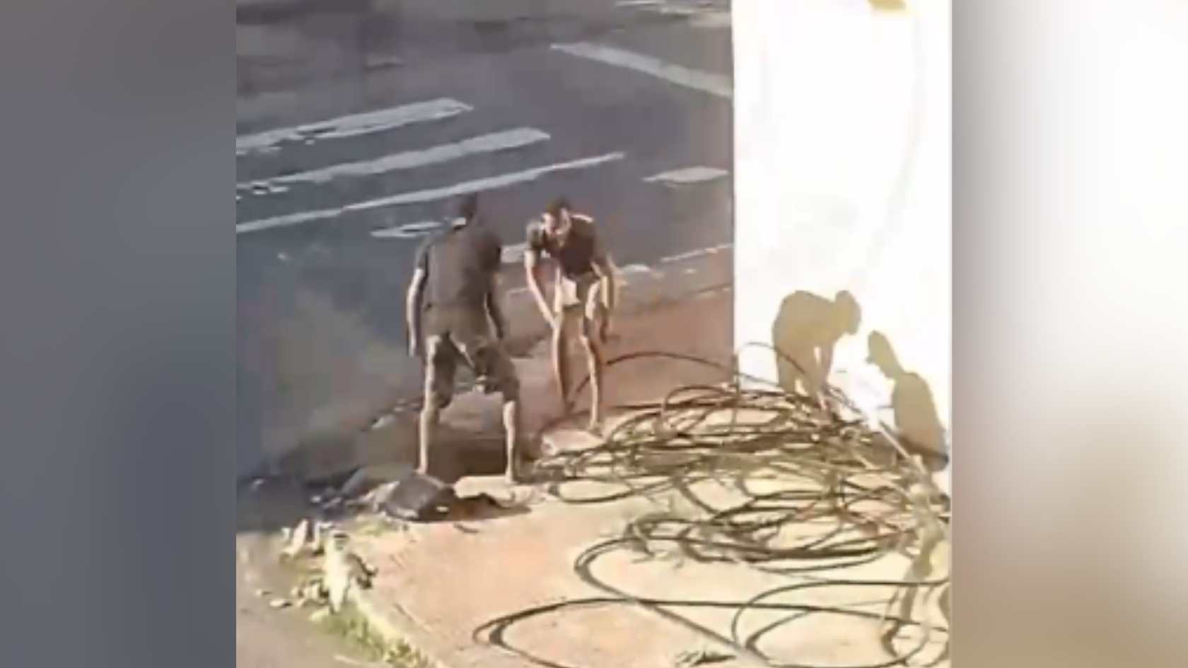 homens cabos