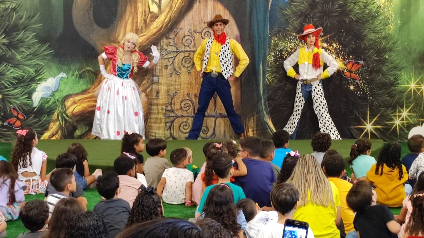 criançada teatro oficina Serra